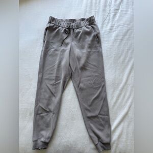 Lululemon Athletica Gray Sweatpants Relaxed Fit Joggers